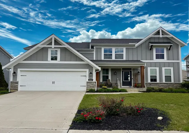 Homes for sale in Hilliard, OH | 3557 Woodland Dr, Hilliard, OH 43026 | MLS# 226016910