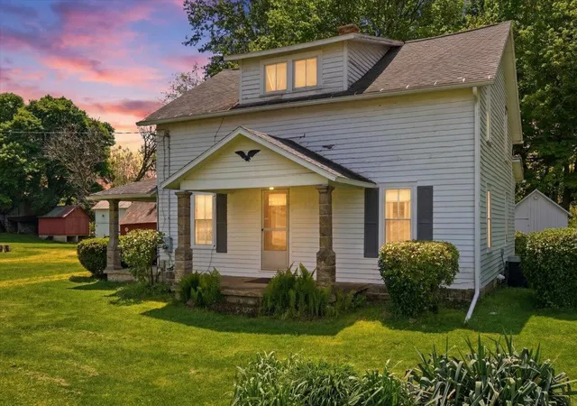 Photo 1 of Single family home for sale at 8040 Thayer Rd, Mount Vernon, OH 43050 | MLS# 226016917 | Listing updated on 2026-08-31