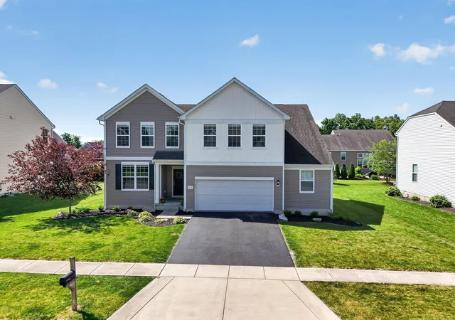 Homes for sale in Marysville, OH | 816 Arabian Cir, Marysville, OH 43040 | MLS# 226020331