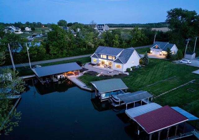 Homes for sale in Thornville, OH | 14955 Township Road 405, Thornville, OH 43076 | MLS# 226016935