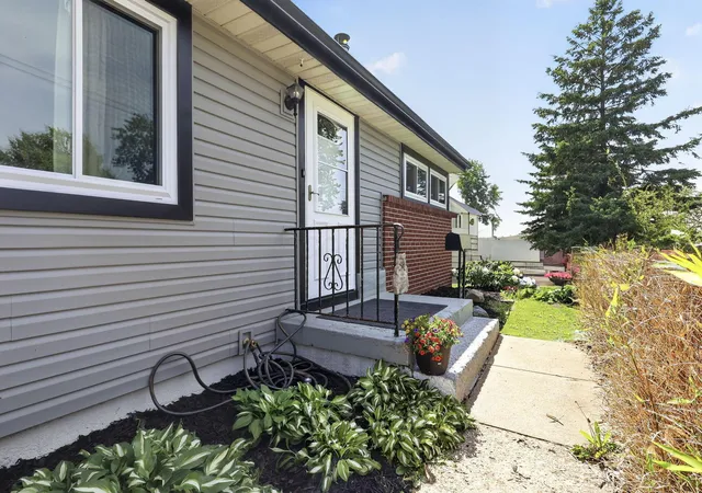Homes for sale in Columbus, OH | 845 Weldon Ave, Columbus, OH 43224 | MLS# 226017153