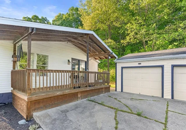 Homes for sale in Jackson, OH | 281 Pattonsville Rd, Jackson, OH 45640 | MLS# 226017058