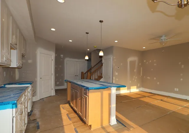 Listing Photo 3 - Condo for sale in building located at 5684 Dutch Ln, Powell, OH 43065