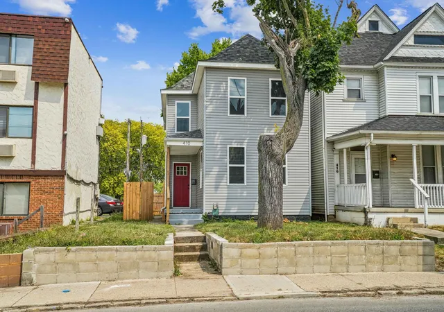 Homes for sale in Columbus, OH | 410 S Central Ave, Columbus, OH 43223 | MLS# 226017237