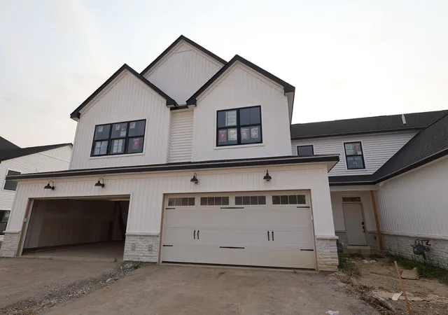 1st image of 5692 Dutch Ln, Powell, OH 43065 | MLS# 226017080