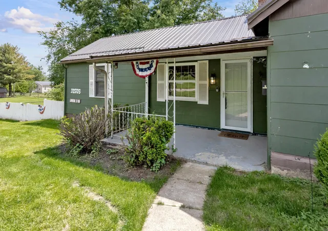 Homes for sale in Newark, OH | 365 Ballard Ave, Newark, OH 43055 | MLS# 226017160
