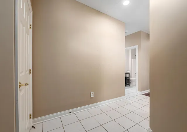 Photo 3 of Single family home for sale at 995 Bushwood Ln, Columbus, OH 43235 | MLS# 226017227 | Listing updated on 2026-07-30