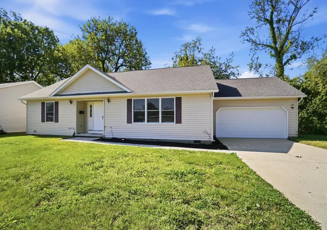 Homes for sale in Xenia, OH | 61 Kays Wy, Xenia, OH 45385 | MLS# 226017752