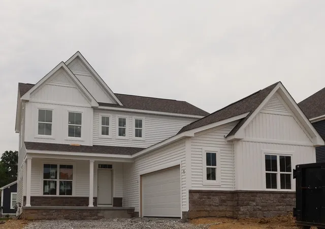 Homes for sale in Pataskala, OH | 316 Reign Wy, Pataskala, OH 43062 | MLS# 226017321