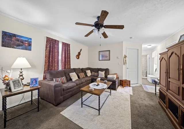 Homes for sale in Grove City, OH | 6244 London Groveport Rd, Grove City, OH 43123 | MLS# 226017340