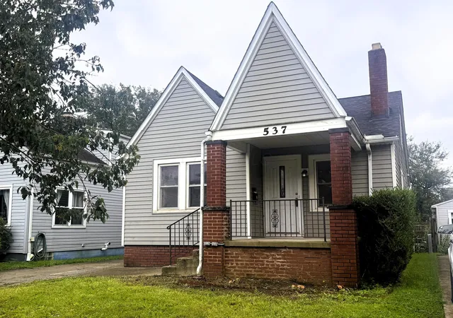 Photo 1 of Single family home for sale at 537 Townsend Ave, Columbus, OH 43223 | MLS# 226017437 | Listing updated on 2026-10-14