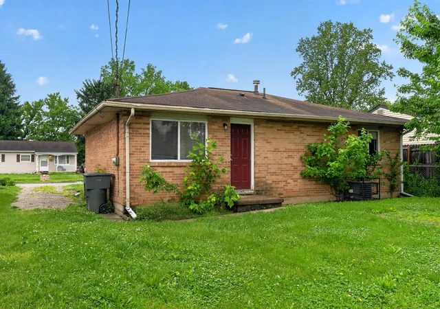 4th image of 1340 Wick Ct, Columbus, OH 43207 | MLS# 226017784