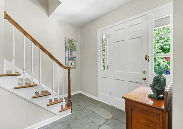 3rd image of 4441 Olentangy River Rd, Columbus, OH 43214 | MLS# 226017543