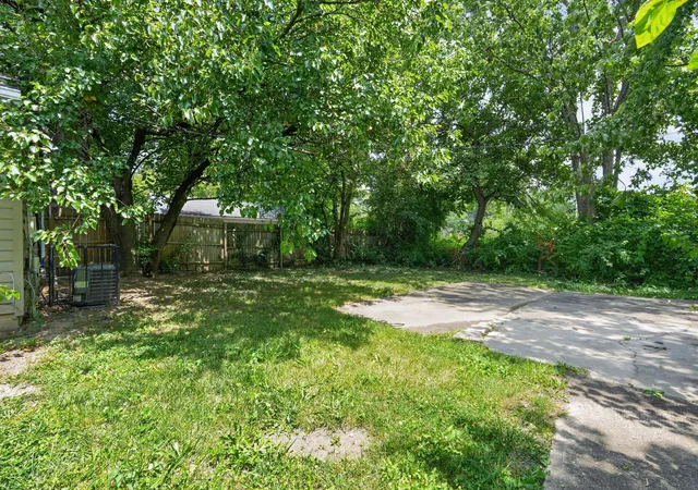 Photo 4 of Sale Pending at 1170 S Hampton Rd, Columbus, OH 43227 | MLS# 226025674 | Listing updated on 2026-09-23