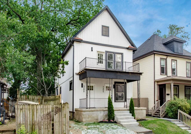 Homes for sale in Columbus, OH | 2406 Findley Ave, Columbus, OH 43202