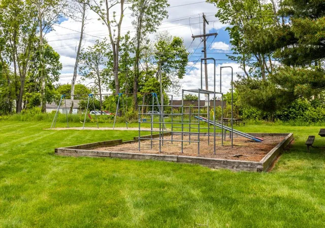32nd image of 13 King Arthur Blvd, Westerville, OH 43081 | MLS# 226017566