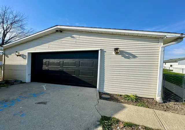 Homes for sale in Greenfield, OH | 410 Spring St, Greenfield, OH 45123 | MLS# 226017693