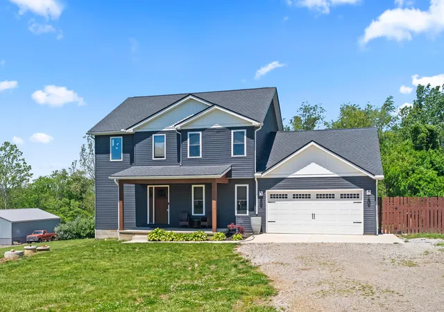 Homes for sale in Laurelville, OH | 14770 S Perry Rd, Laurelville, OH 43135 | MLS# 226017711