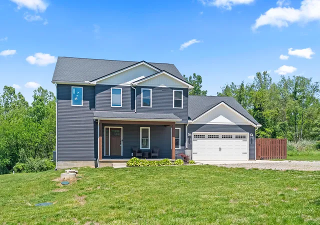 Homes for sale in Laurelville, OH | 14770 S Perry Rd, Laurelville, OH 43135 | MLS# 226017711