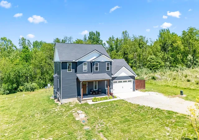 Homes for sale in Laurelville, OH | 14770 S Perry Rd, Laurelville, OH 43135 | MLS# 226017711