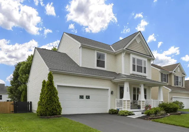 Homes for sale in Blacklick, OH | 737 Cedar Run Dr, Blacklick, OH 43004 | MLS# 226024380