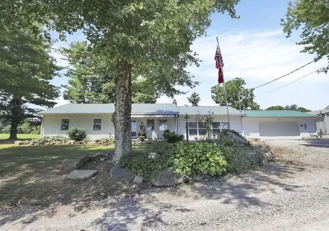 Homes for sale in Coolville, OH | 3601 Coolville Station Rd, Coolville, OH 45723 | MLS# 226017804