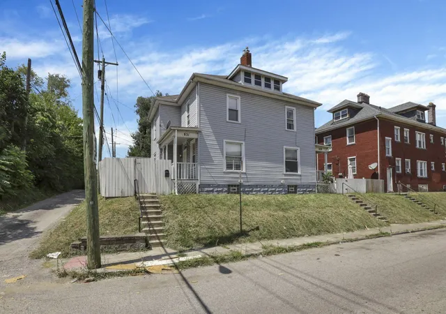 2nd image of 829 831 Studer Ave, Columbus, OH 43206 | MLS# 226018293