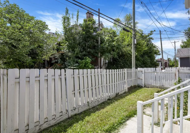 32nd image of 829 831 Studer Ave, Columbus, OH 43206 | MLS# 226018293