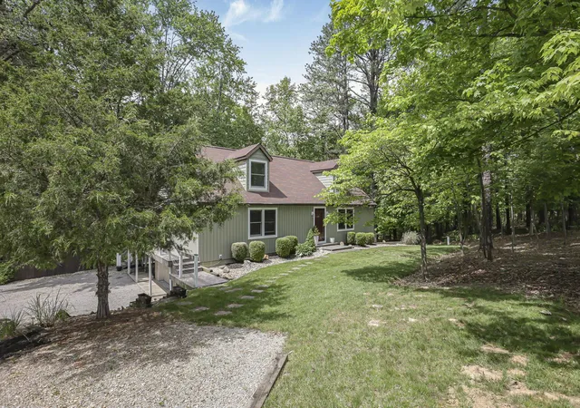 Homes for sale in Sugar Grove, OH | 80 Lodge Ln, Sugar Grove, OH 43155 | MLS# 226017824