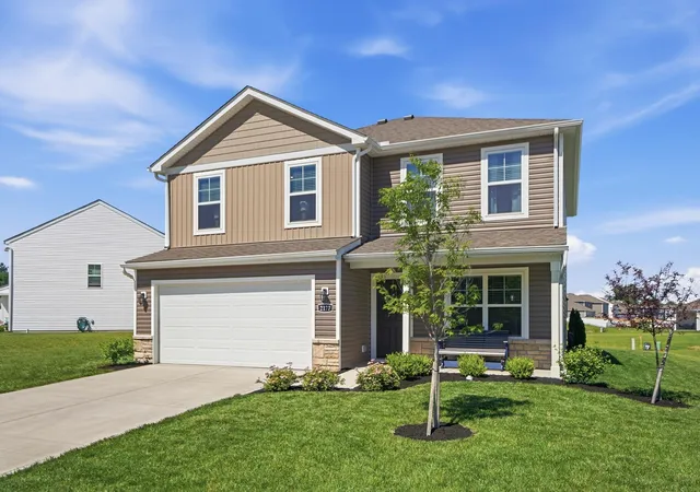 Homes for sale in Grove City, OH | 2177 Pentress Dr, Grove City, OH 43123 | MLS# 226020246