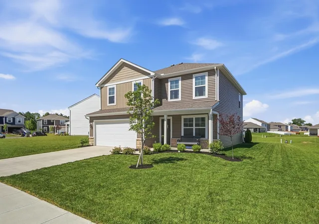 Homes for sale in Grove City, OH | 2177 Pentress Dr, Grove City, OH 43123 | MLS# 226020246