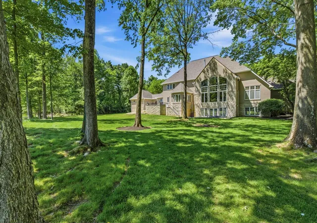 Photo 2 of Mansion for sale at 8432 Tartan Flds Dr, Dublin, OH 43017 | MLS# 226017940 | Listing updated on 2026-09-14