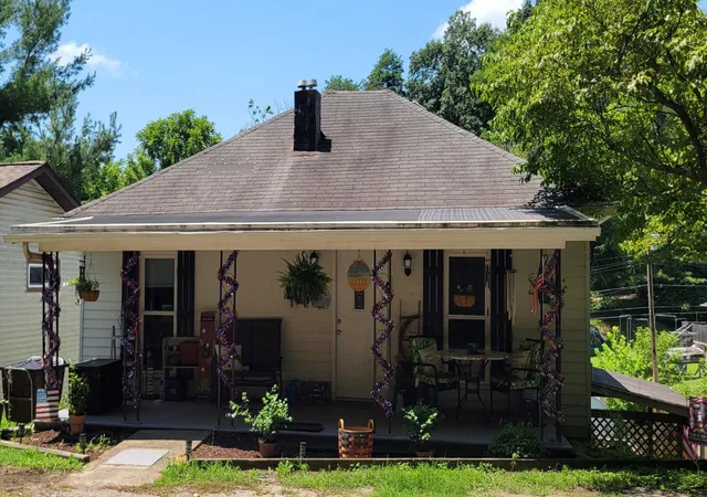 Homes for sale in Logan, OH | 685 N Walnut St, Logan, OH 43138 | MLS# 226017891