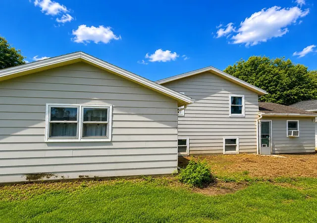 Homes for sale in Bucyrus, OH | 1315 S Walnut St, Bucyrus, OH 44820 | MLS# 226018009