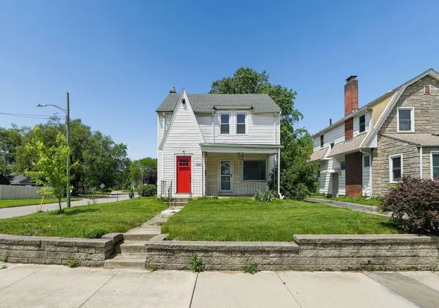 Homes for sale in Columbus, OH | 1580 E Weber Rd, Columbus, OH 43211 | MLS# 226018397