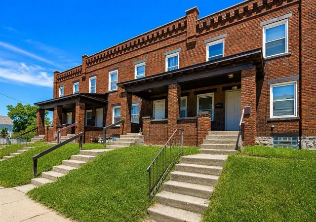 Homes for sale in Columbus, OH | 798 804 E Whittier St, Columbus, OH 43206 | MLS# 226018131