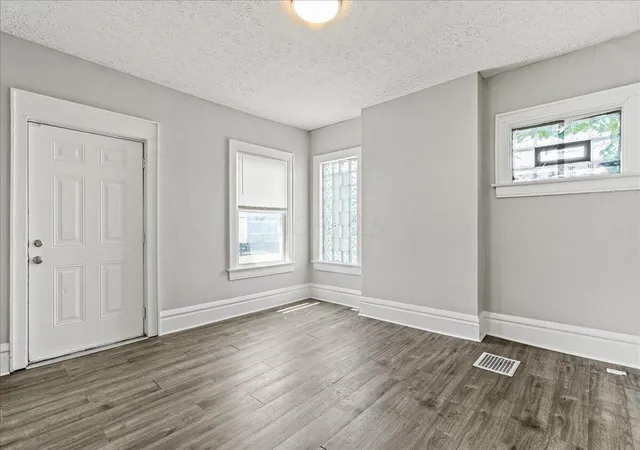 Homes for sale in Columbus, OH | 798-804 E Whittier St, Columbus, OH 43206 | MLS# 226018131