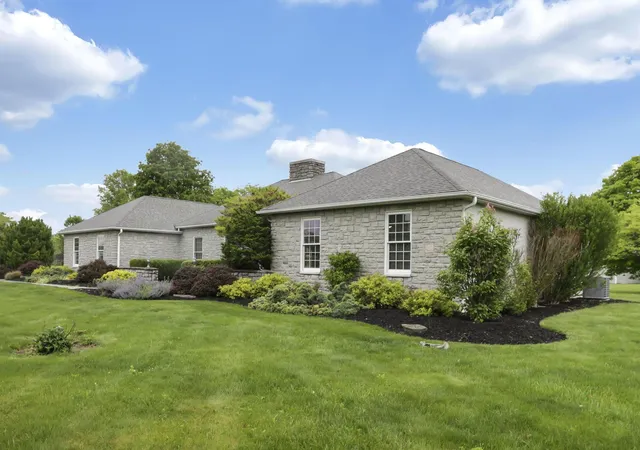 Photo 1 of Single family home for sale at 3588 Thornhill Ln, Grove City, OH 43123 | MLS# 226018438 | Listing updated on 2026-09-12