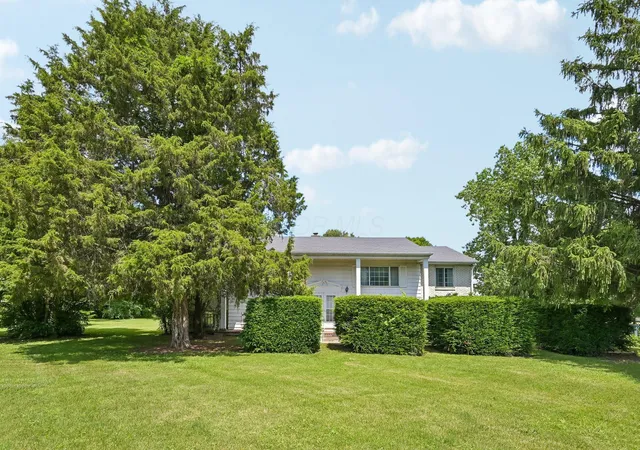 5th image of 9462 Alkire Rd, Grove City, OH 43123 | MLS# 226018186