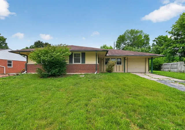 1st image of 1401 Hentz Dr, Reynoldsburg, OH 43068 | MLS# 226020854