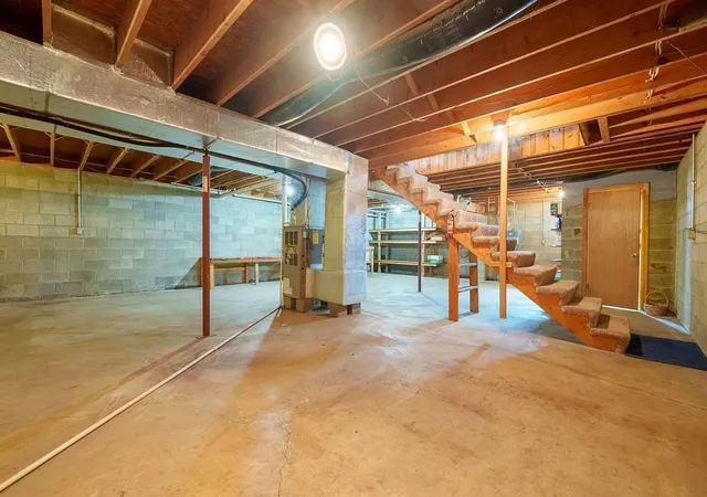 5th image of 325 Ackley Rd, Frankfort, OH 45628 | MLS# 226018178