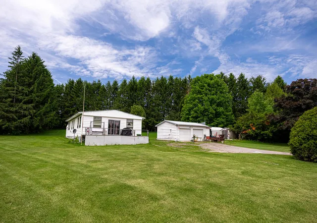 Homes for sale in Centerburg, OH | 384 State Route 314, Centerburg, OH 43011 | MLS# 226018177