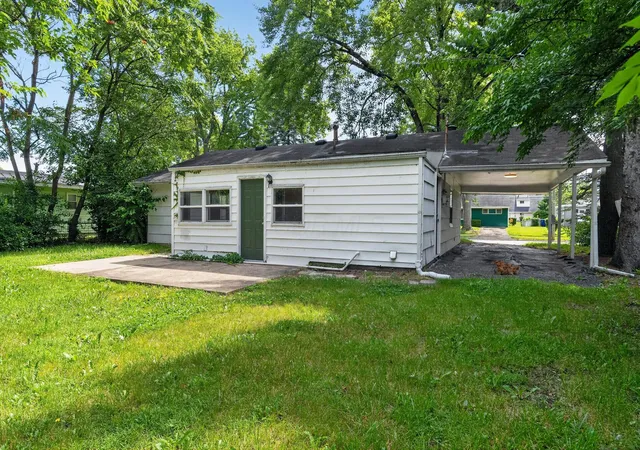Homes for sale in Columbus, OH | 1547 Duffield Dr, Columbus, OH 43227 | MLS# 226021616