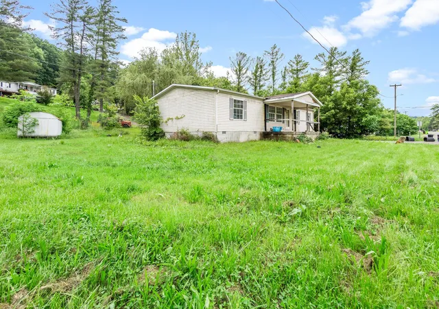 Homes for sale in Chillicothe, OH | 1944 Massieville Rd, Chillicothe, OH 45601 | MLS# 226019053