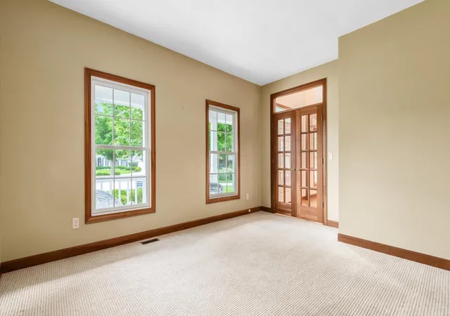 5th image of 125 Cassidy Ct, Granville, OH 43023 | MLS# 226019801