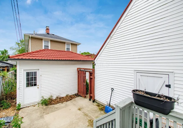 Homes for sale in Columbus, OH | 154 E Tompkins St, Columbus, OH 43202 | MLS# 226018385