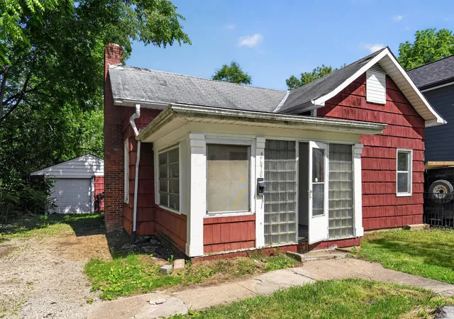 Homes for sale in Columbus, OH | 2670 Berrell Ave, Columbus, OH 43211 | MLS# 226020281