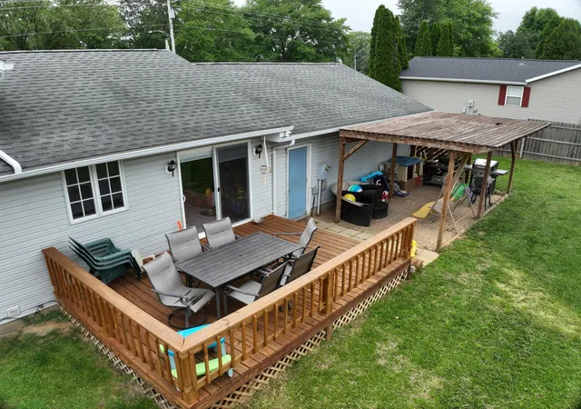 Homes for sale in Leesburg, OH | 533 W Main St, Leesburg, OH 45135 | MLS# 226018521
