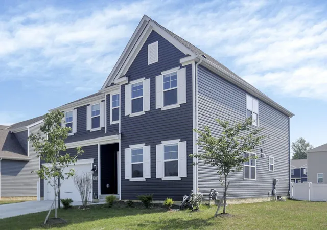 2nd image of 611 Timber Valley Dr, Pataskala, OH 43062 | MLS# 226018792