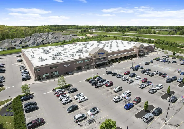 Listing Photo 2 - Condo for sale in building located at 205 Eisley Ln, Marysville, OH 43040 - Unit #